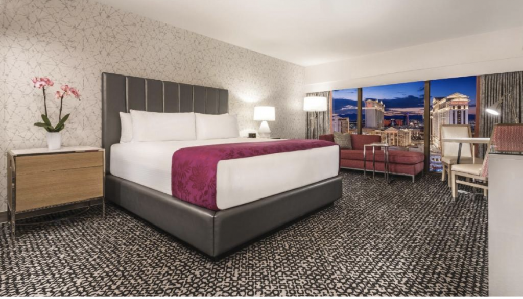 Go-Room-Vs-Flamingo Room-Strip-View
